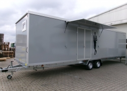 Mobile trailer 140 - toilets, urinals and washrooms